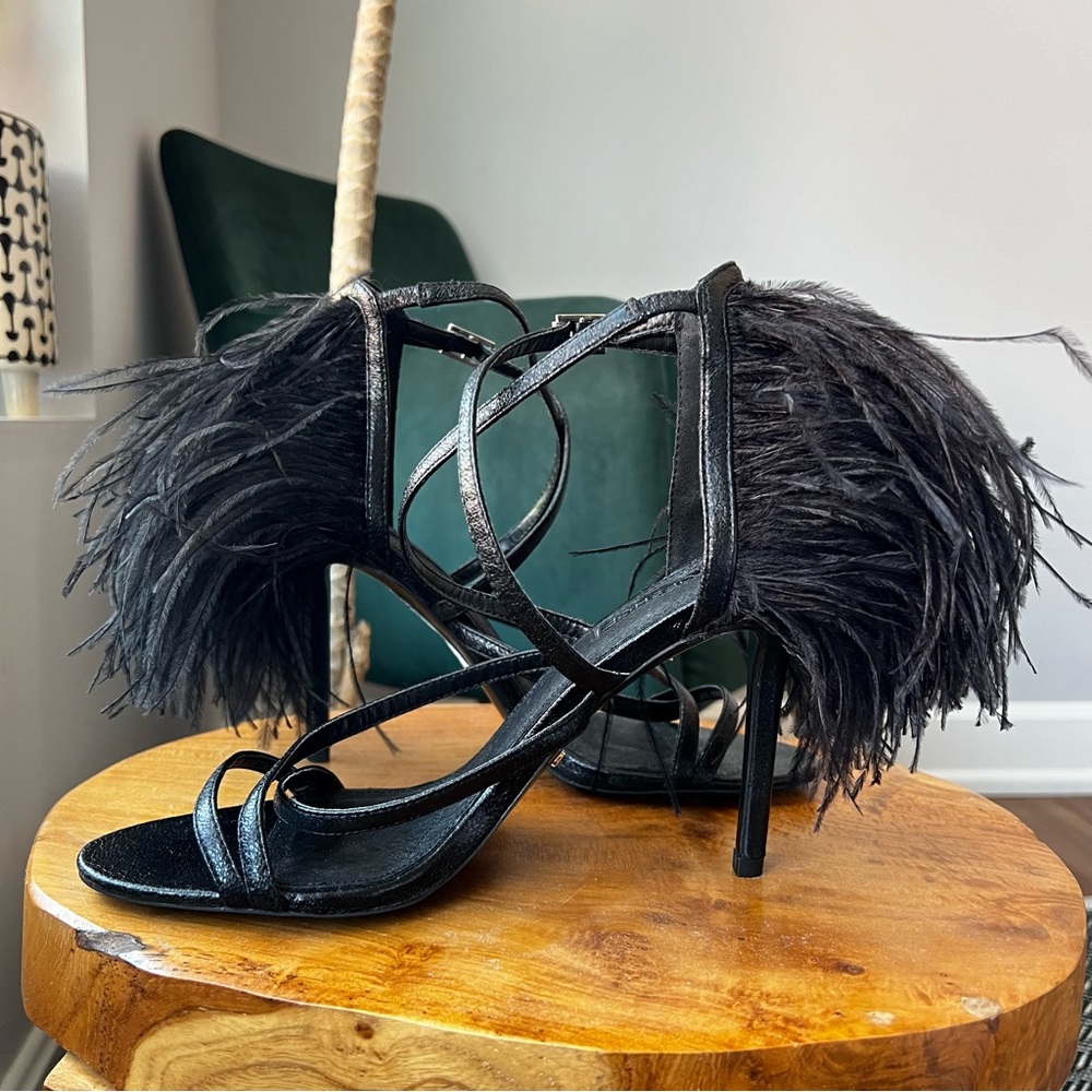 NWT Topshop black feather heels - size US 8.5